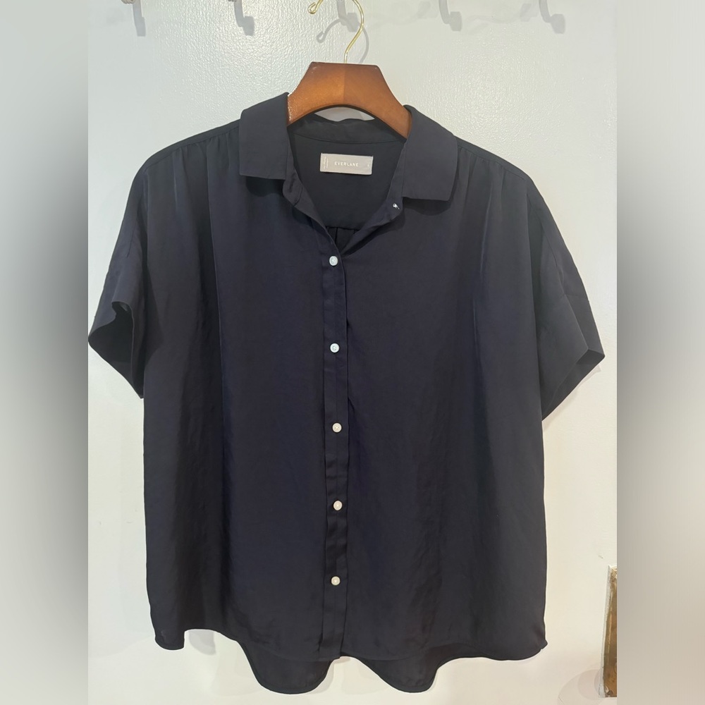 EVERLANE Button-Down T-Shirt